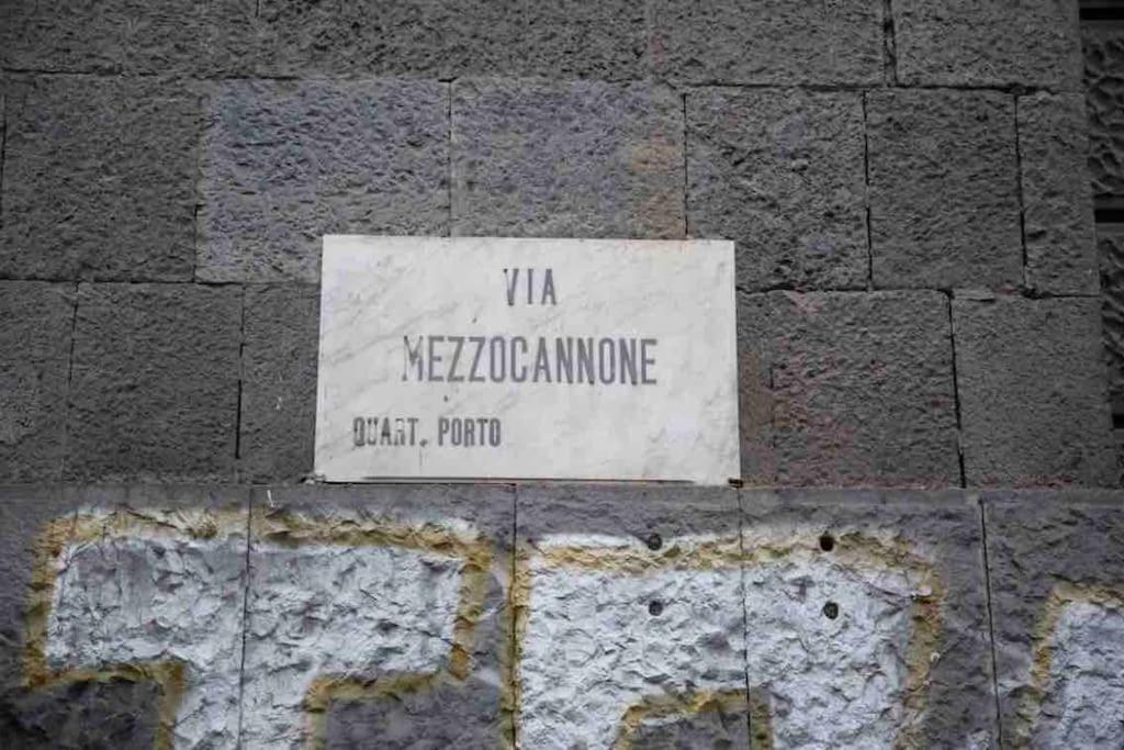 Casina In Centro Storico Apartment เนเปิลส์ ภายนอก รูปภาพ